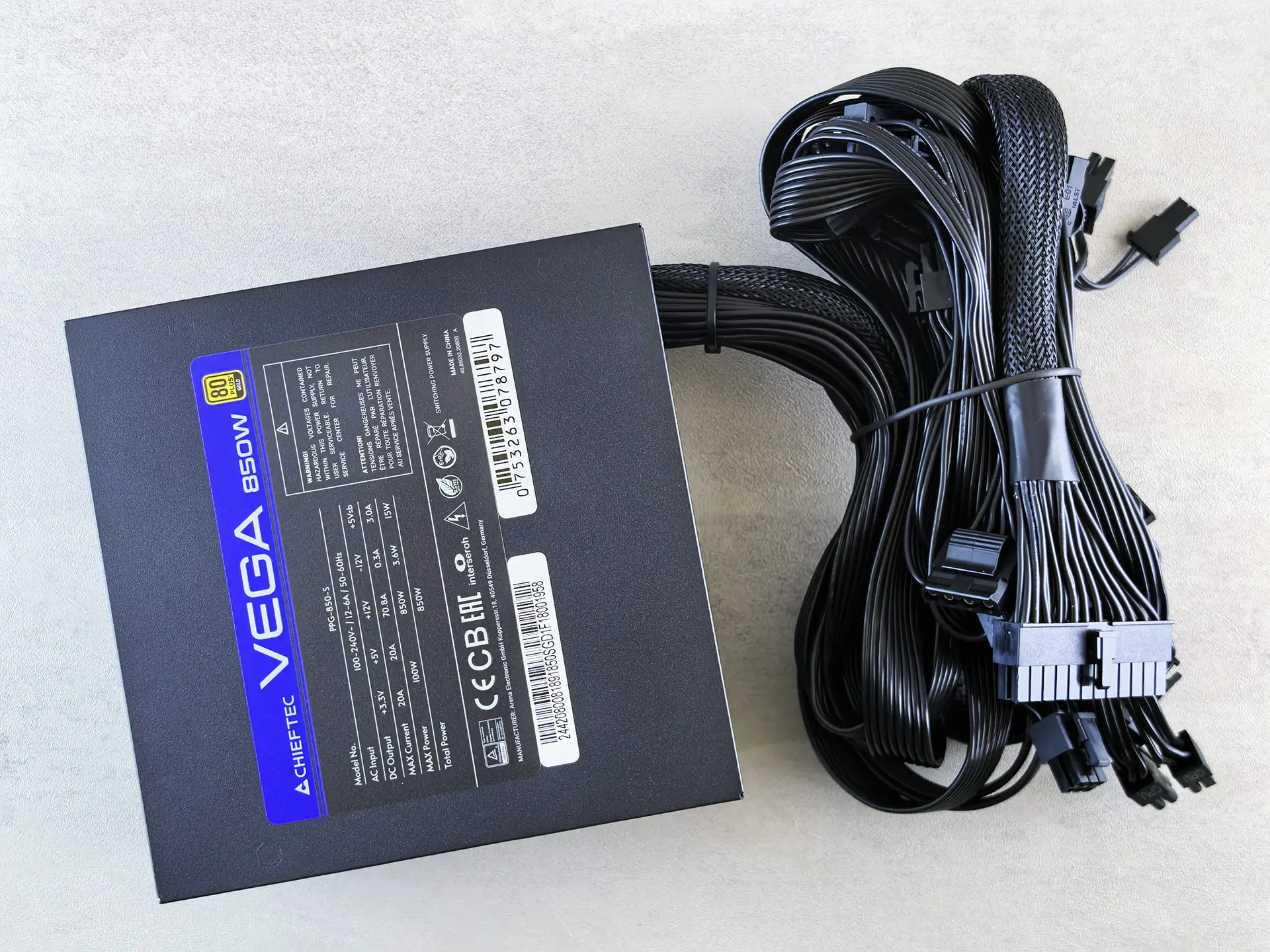 Обзор блока питания Chieftec VEGA 850W (модель PPG-850-S)