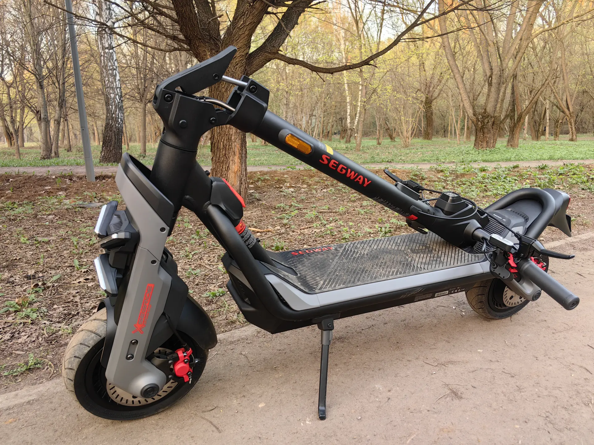 Обзор электросамоката Segway SuperScooter GT3