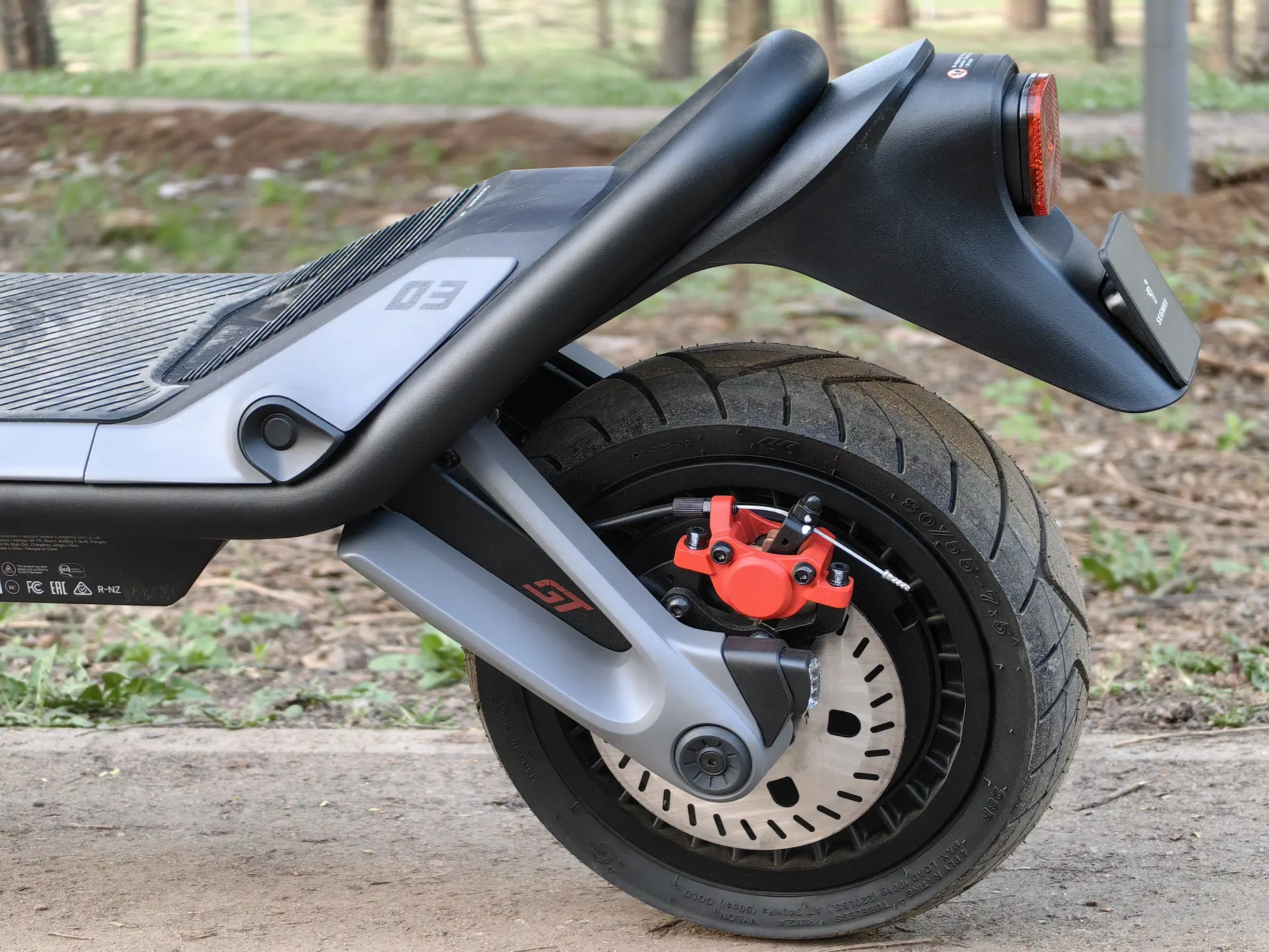 Обзор электросамоката Segway SuperScooter GT3