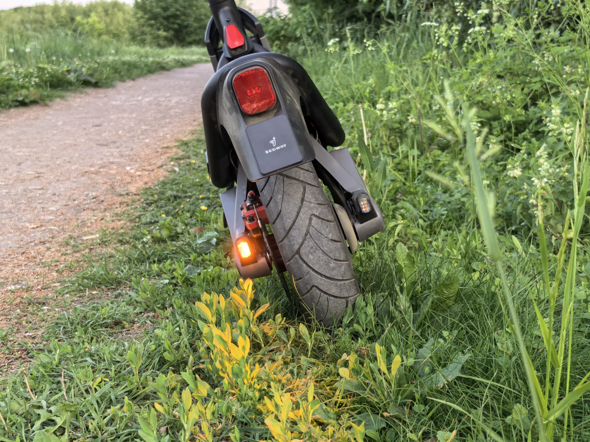 Обзор электросамоката Segway SuperScooter GT3