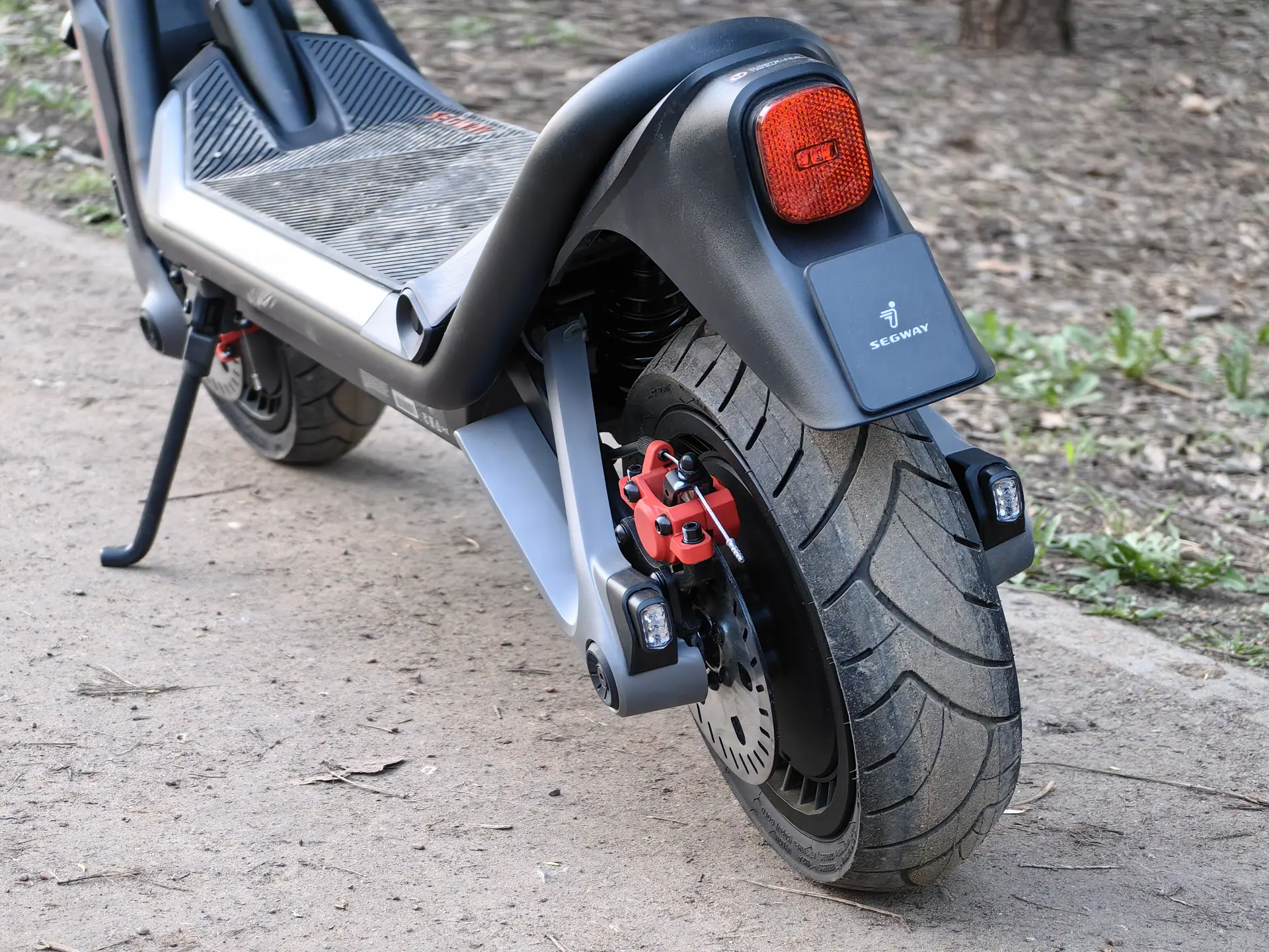 Обзор электросамоката Segway SuperScooter GT3