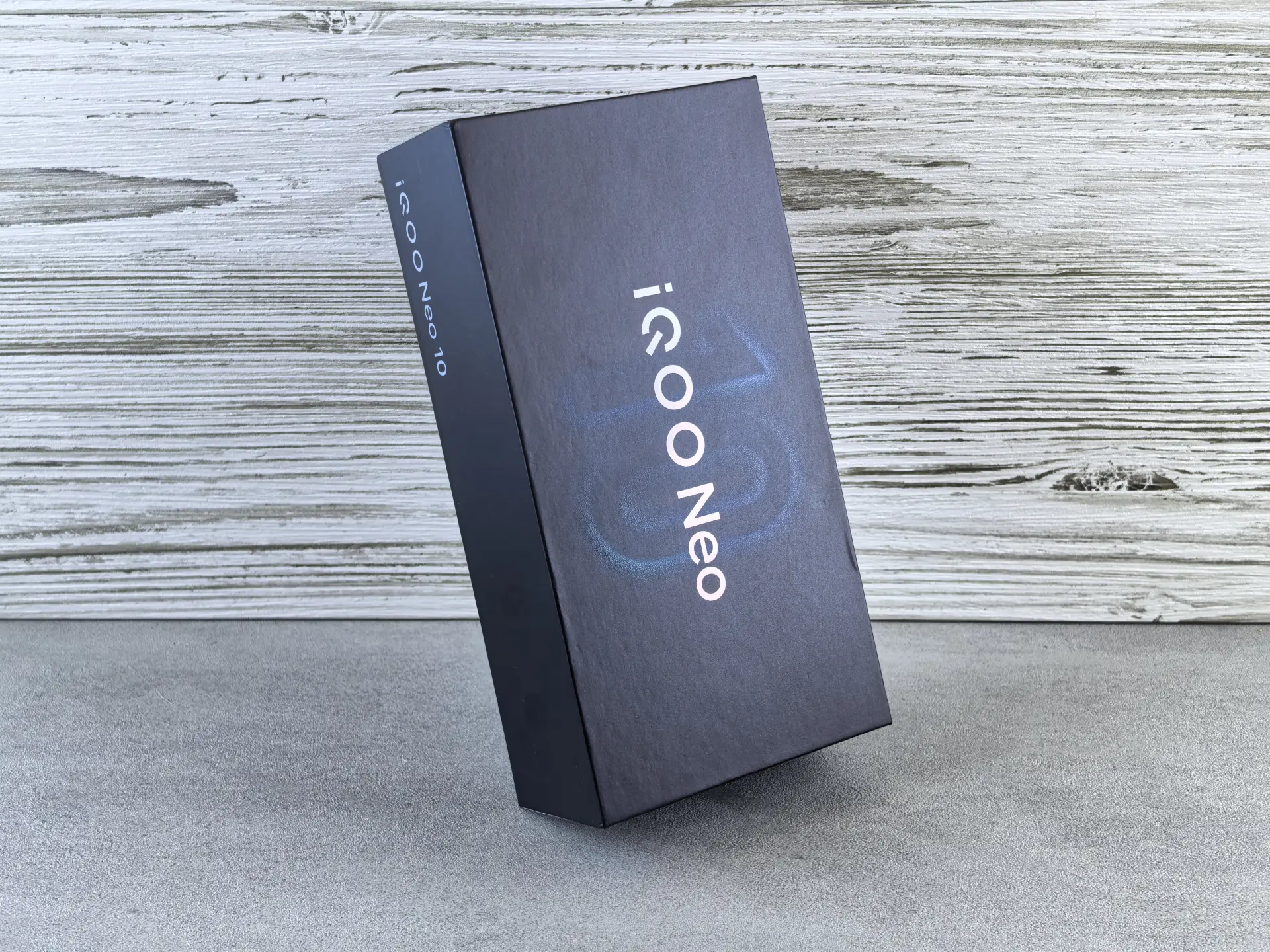 Тест-драйв iQOO Neo 10: смартфона с игровым потенциалом