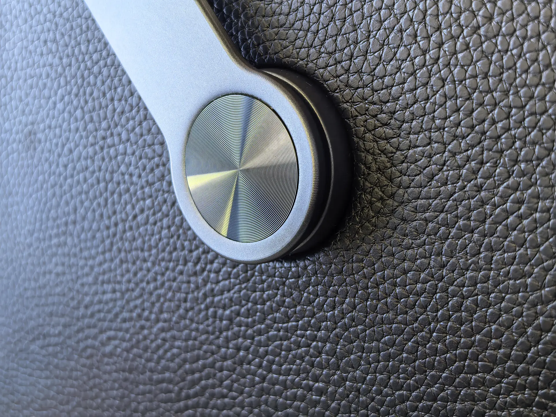 Тест-драйв портативной акустической системы Radiotehnika Impulse P1