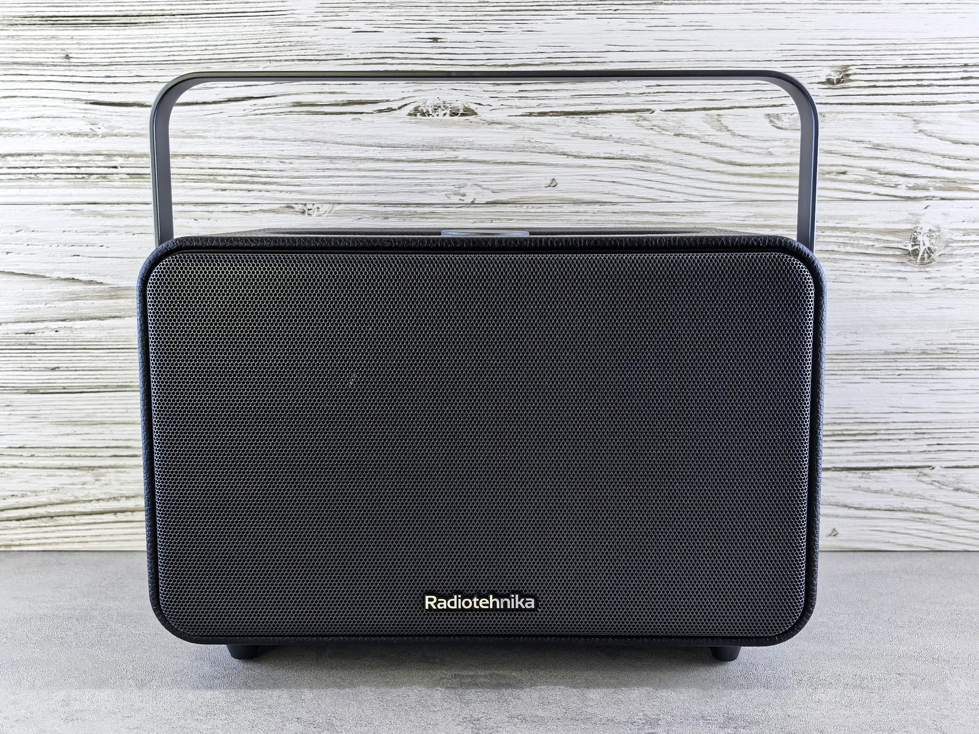 Тест-драйв портативной акустической системы Radiotehnika Impulse P1