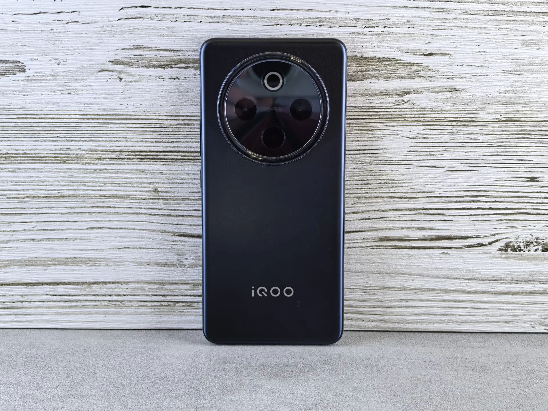 Тест-драйв смартфона iQOO Z10