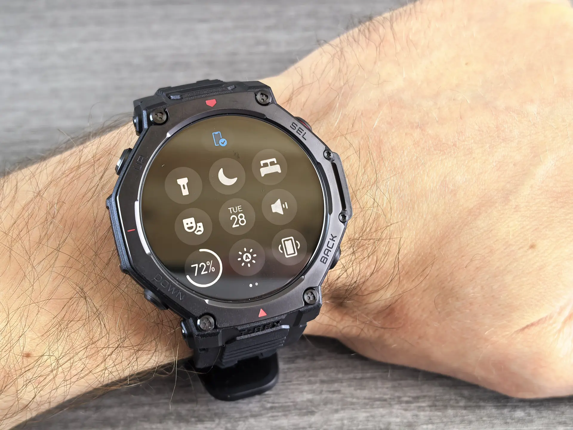 Обзор Amazfit T-REX 3 Pro: брутальных и прочных смарт-часов с хорошей автономностью