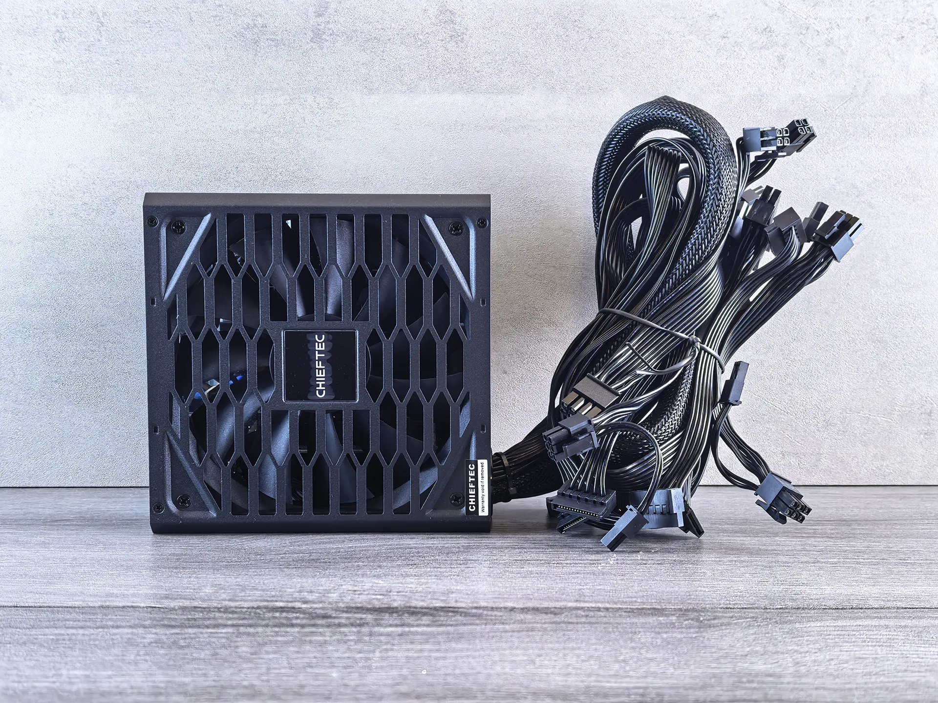 Обзор блока питания Chieftec VEGA PPG-750-S