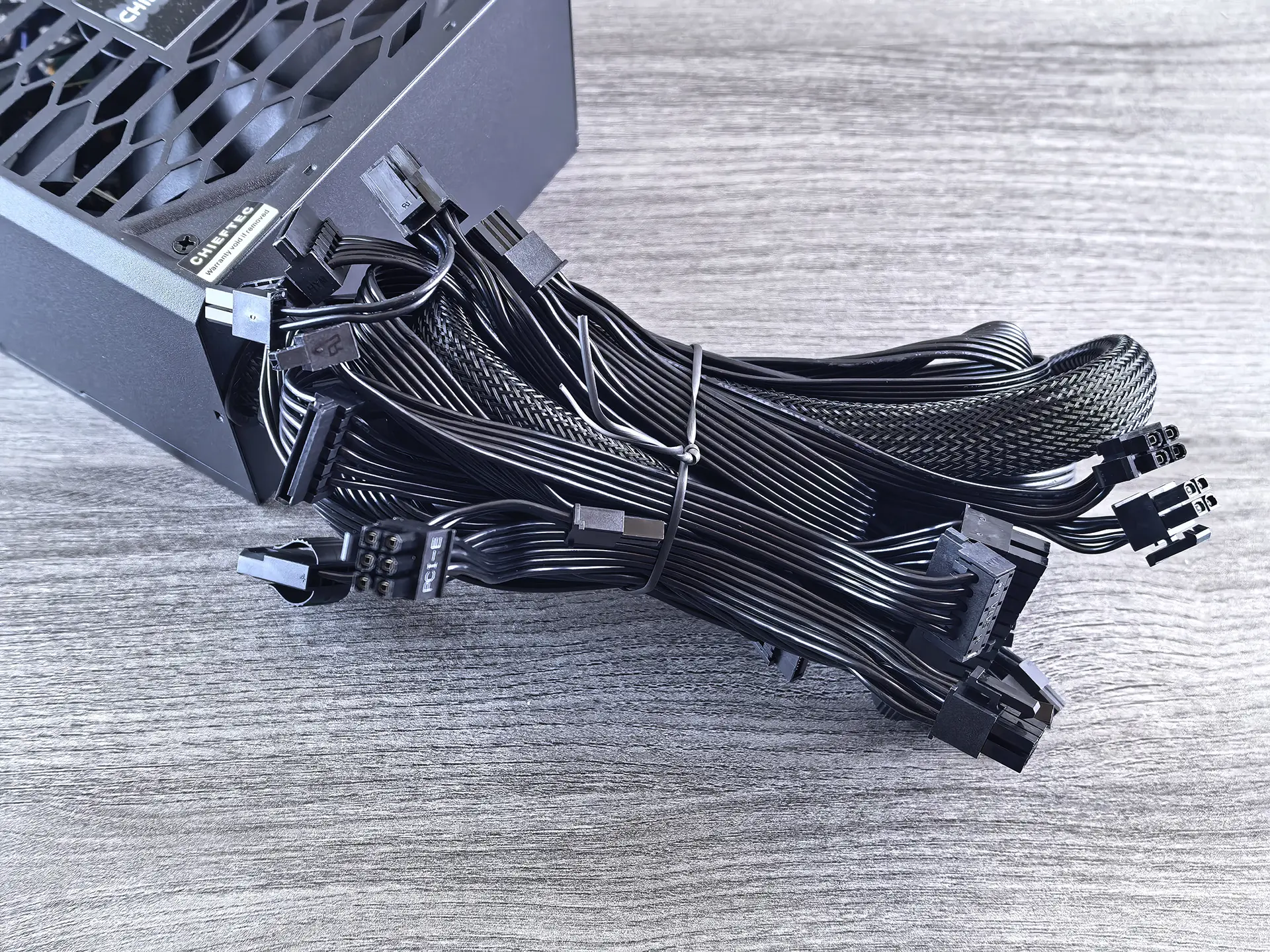 Обзор блока питания Chieftec VEGA PPG-750-S