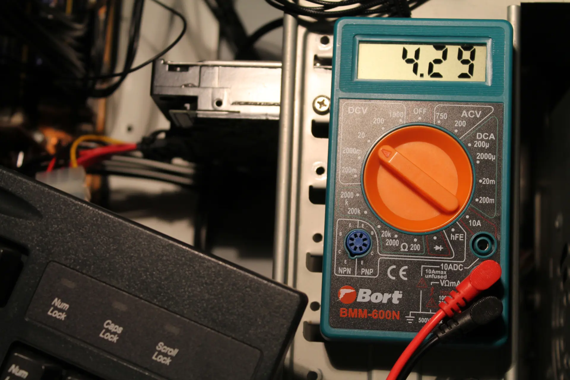 Обзор блока питания GamerStorm PQ1200G GOLD: 1200 Вт, стандарт ATX 3.1 и 10 лет гарантии