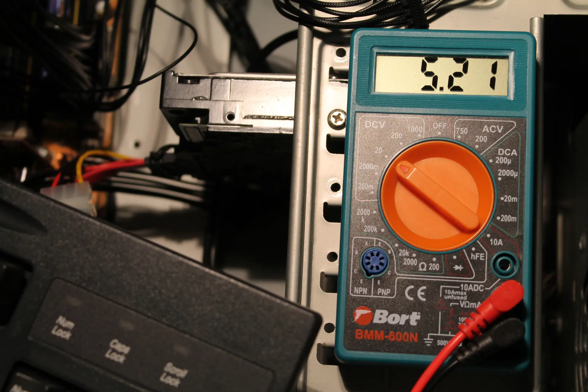 Обзор блока питания GamerStorm PQ1200G GOLD: 1200 Вт, стандарт ATX 3.1 и 10 лет гарантии