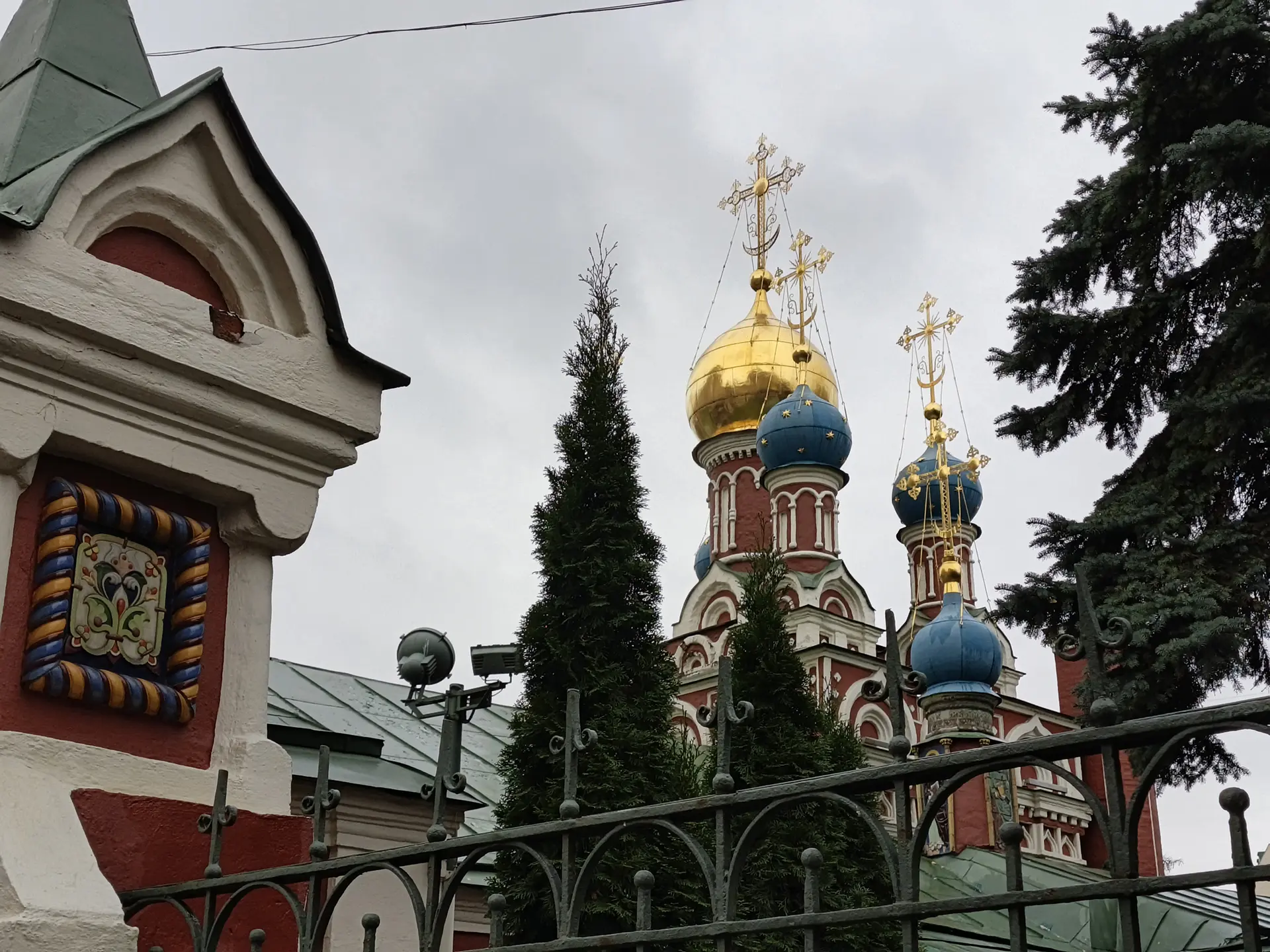 Обзор Infinix Hot 60 Pro+: когда «+» действительно имеет значение