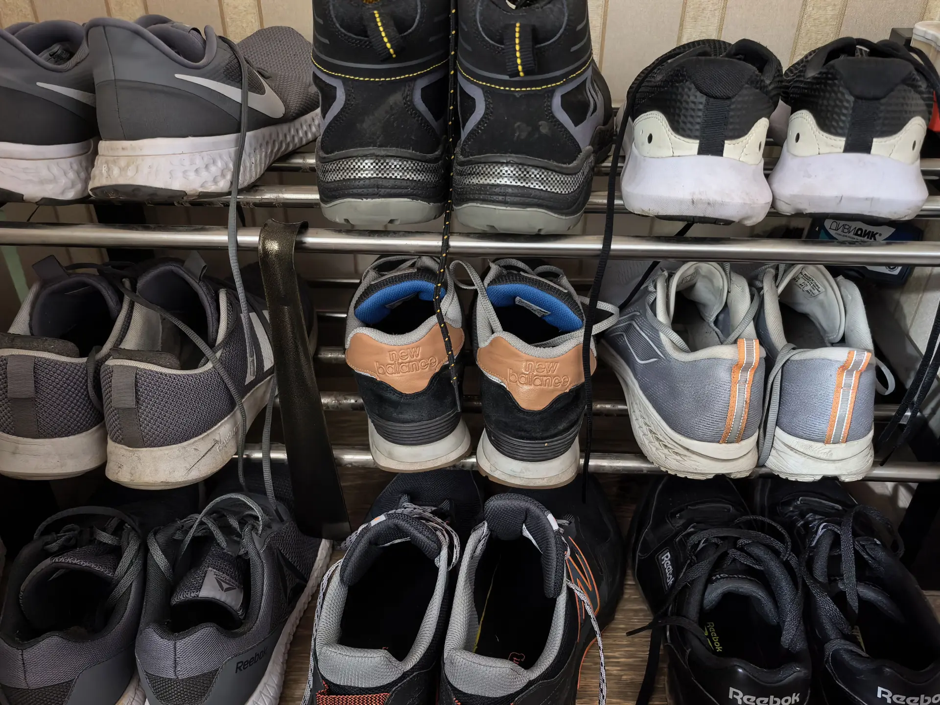 Полка с обувью на HUAWEI Pura 80 Pro