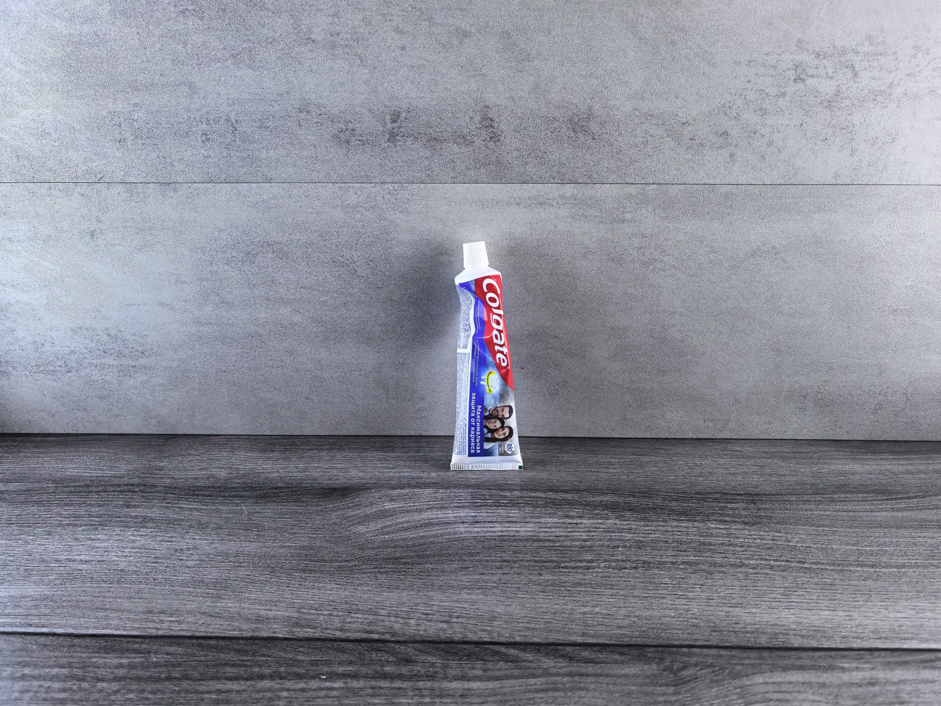 Предметная съемка на HUAWEI Pura 80 Pro. Colgate в фотозоне