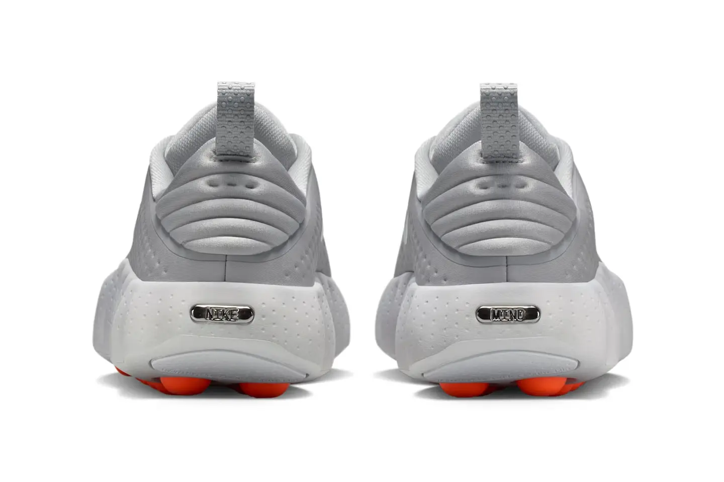 Nike Mind 002: кроссовки, которые «массируют» мозг через стопы. Разбираемся в технологии