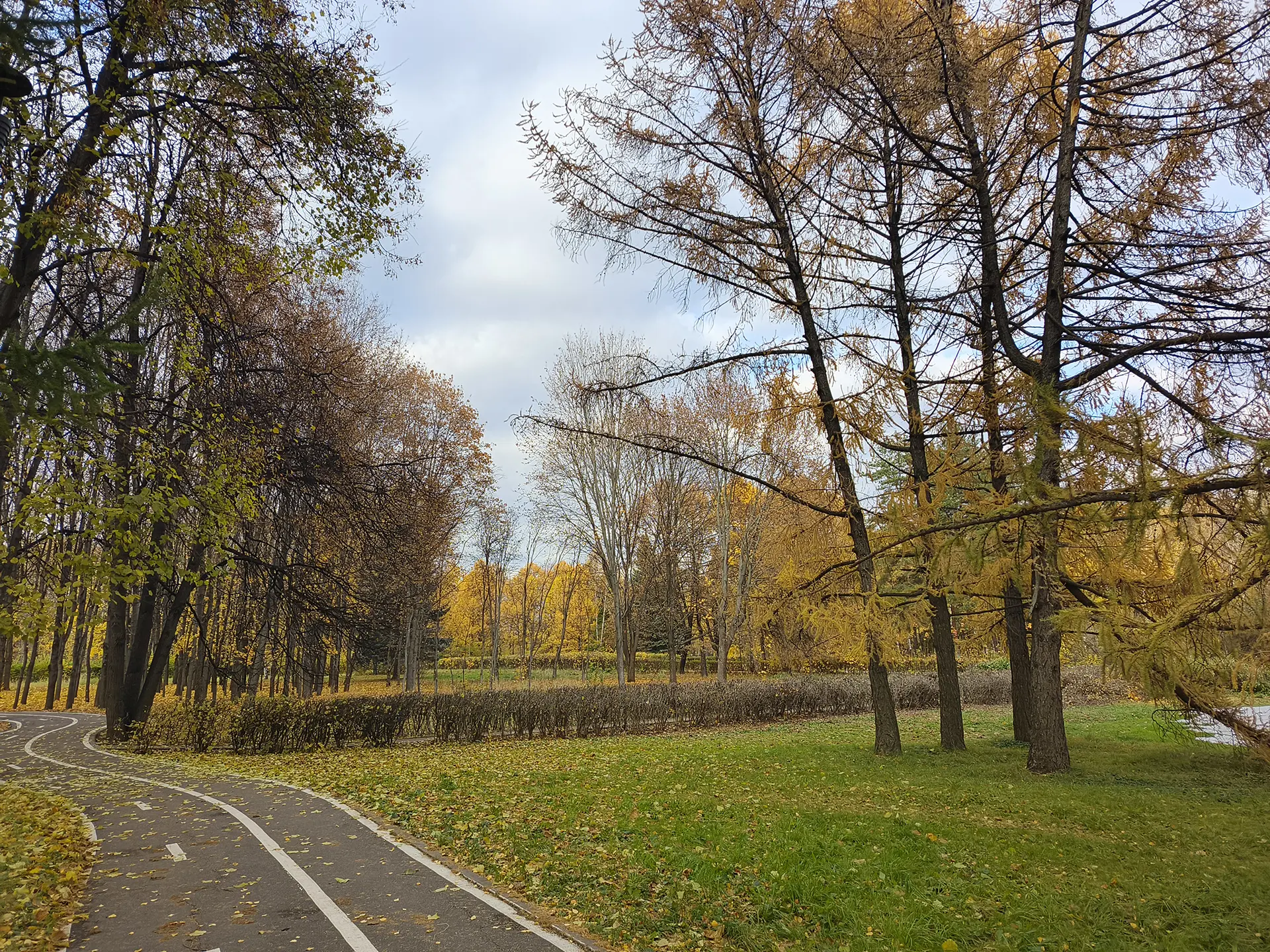 TECNO POVA 7 Ultra 5G: смартфон с балансом мощности, автономности и стиля