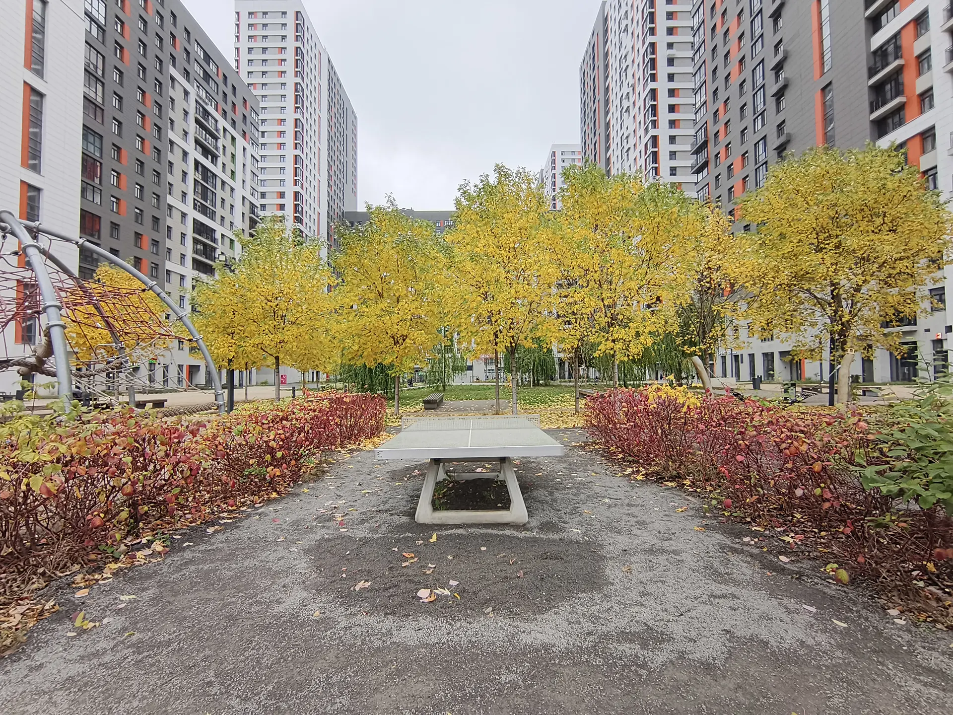 TECNO POVA 7 Ultra 5G: смартфон с балансом мощности, автономности и стиля