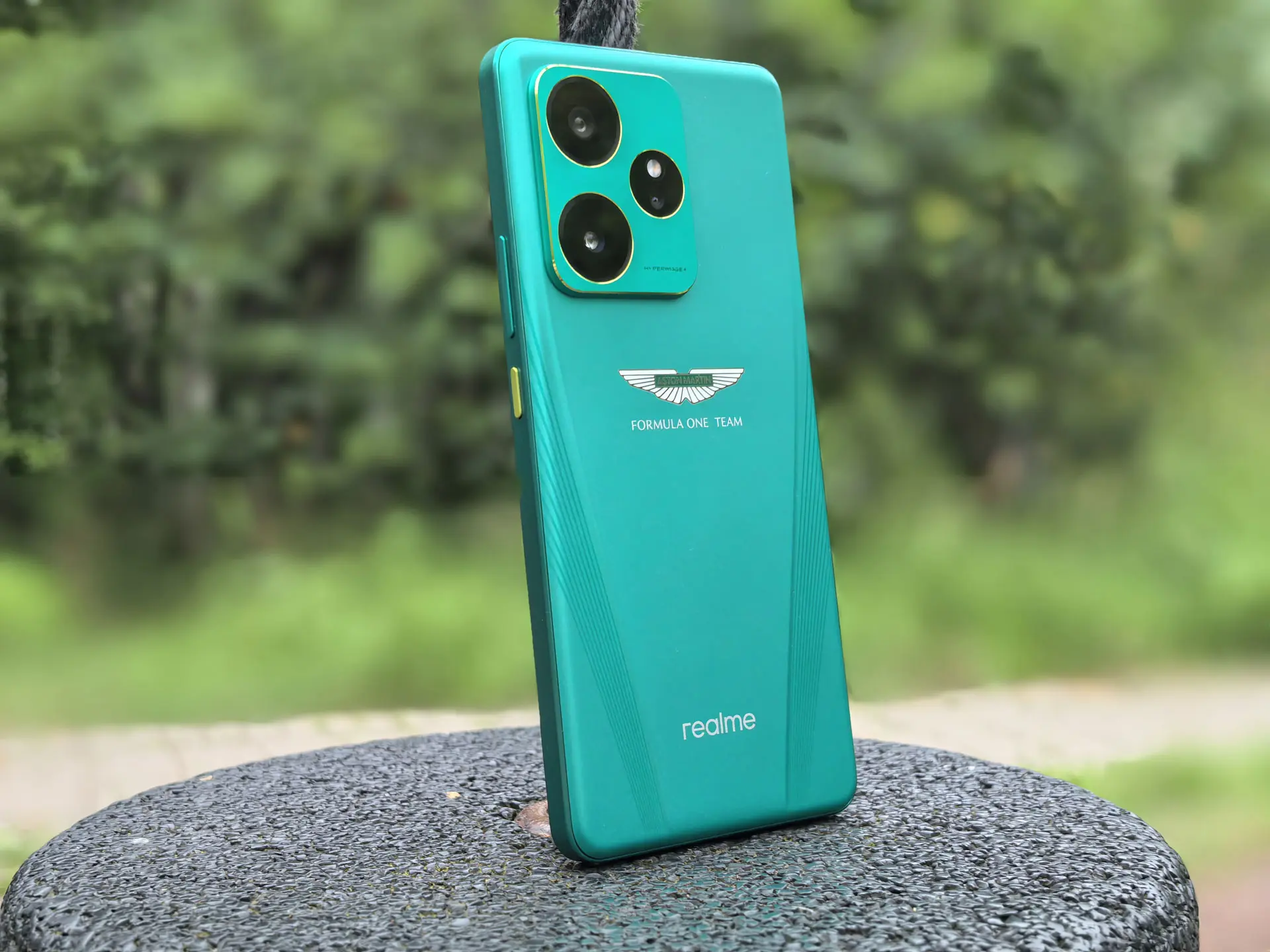 Тест-драйв смартфона realme GT 7 Dream Edition