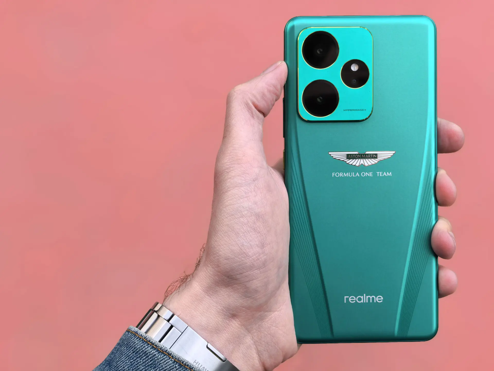 Тест-драйв смартфона realme GT 7 Dream Edition