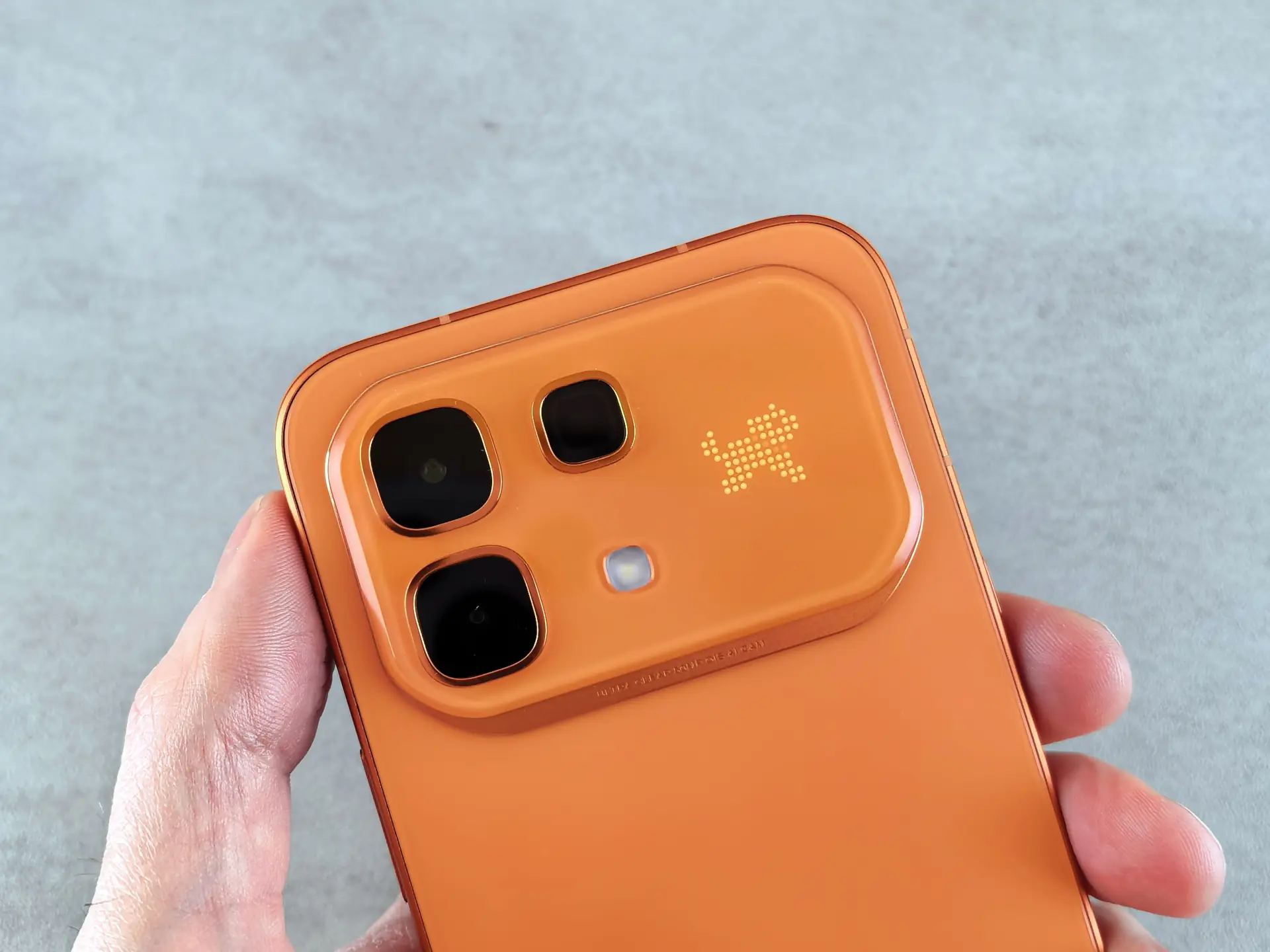 Обзор Infinix Note 60 Pro: титановый «комбайн» с батареей 6500 мА·ч и матричным экраном