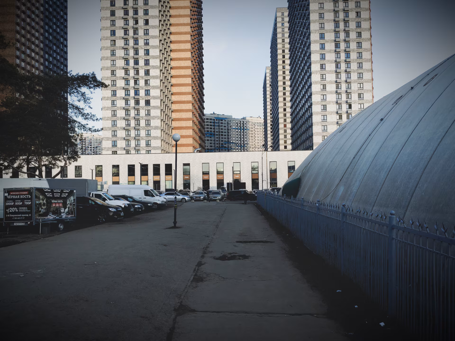 Обзор Infinix Note 60 Pro: титановый «комбайн» с батареей 6500 мА·ч и матричным экраном