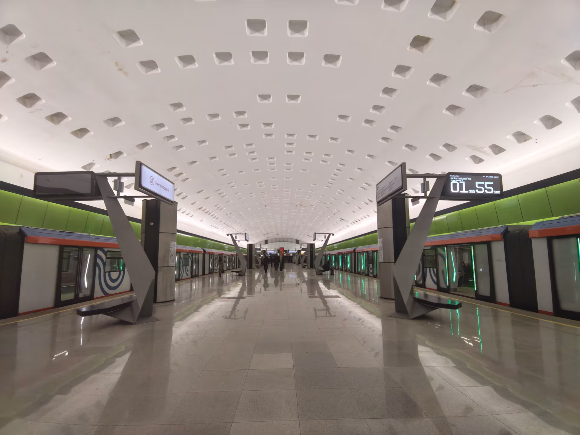 Обзор Infinix Note 60 Pro: титановый «комбайн» с батареей 6500 мА·ч и матричным экраном