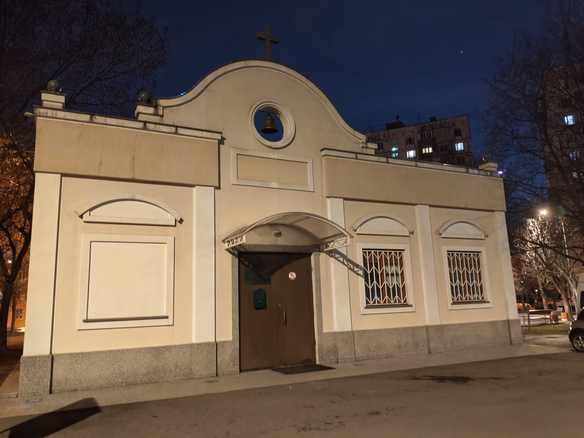 Обзор Infinix Note 60 Pro: титановый «комбайн» с батареей 6500 мА·ч и матричным экраном