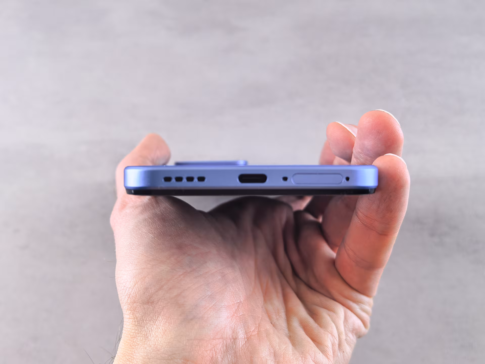 Обзор realme C85. Живучий «танк» на устаревающем процессоре