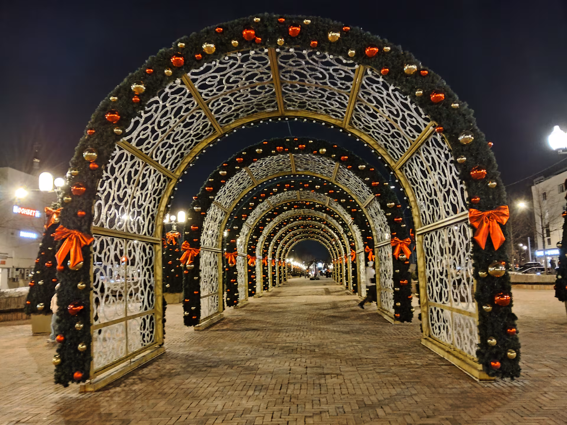 Обзор realme C85. Живучий «танк» на устаревающем процессоре