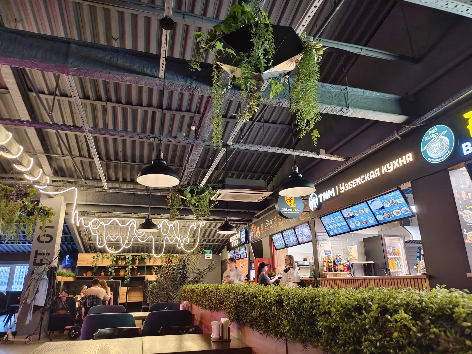 Обзор vivo V70: флагманские амбиции в металлическом корпусе