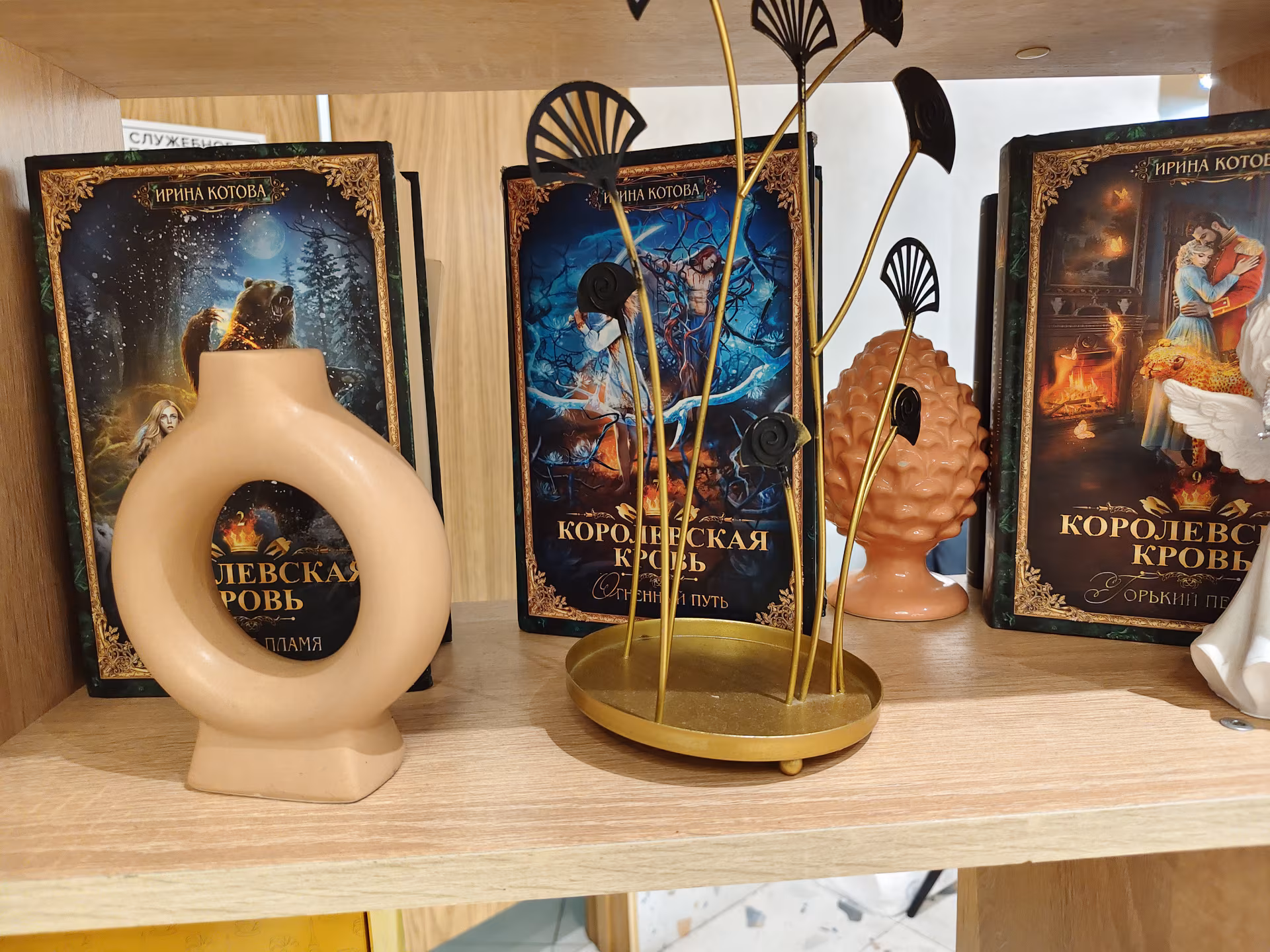 Обзор vivo V70: флагманские амбиции в металлическом корпусе