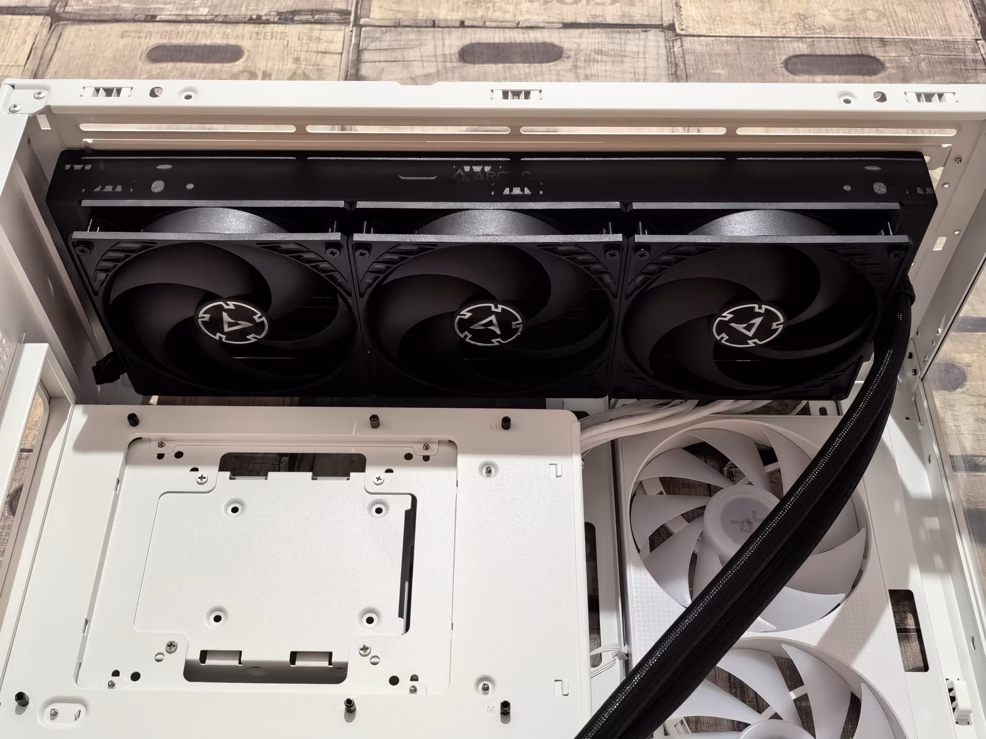 Обзор компьютерного корпуса DeepCool CH780