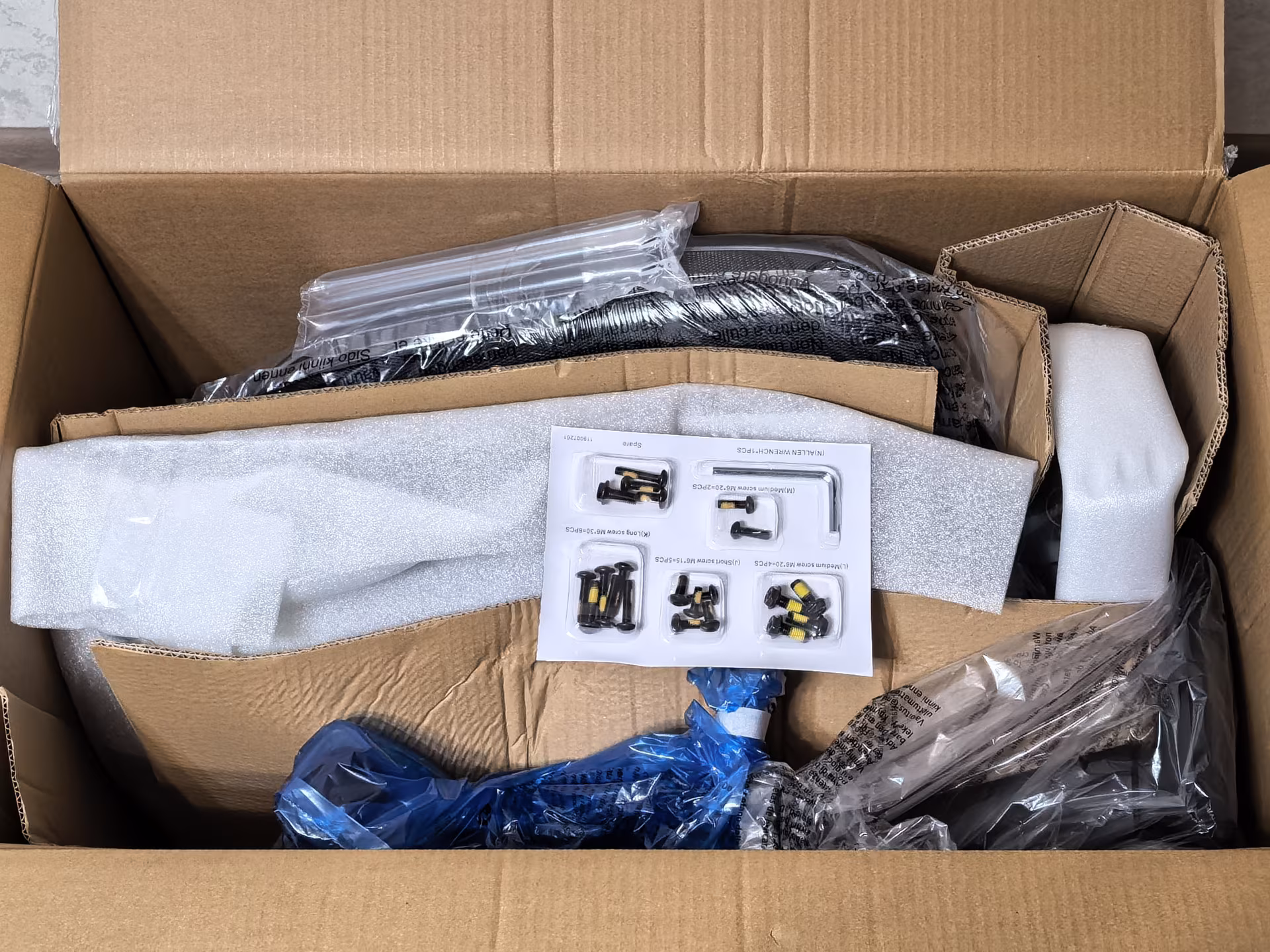 Обзор Zone 51 Freelancer K5: когда геймер вырос и у него заболела спина