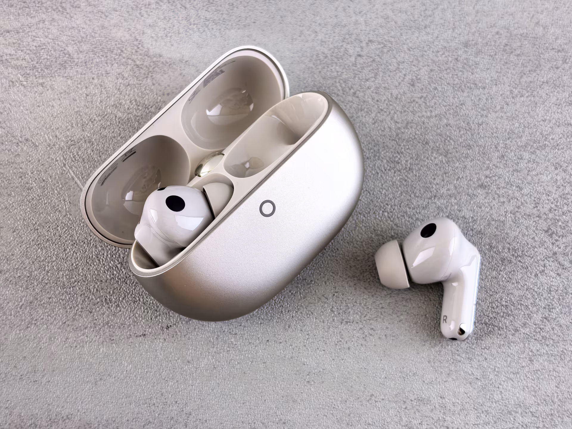 HUAWEI FreeBuds Pro 5 — зачем инженеры Московской консерватории настраивали звук в TWS-наушниках