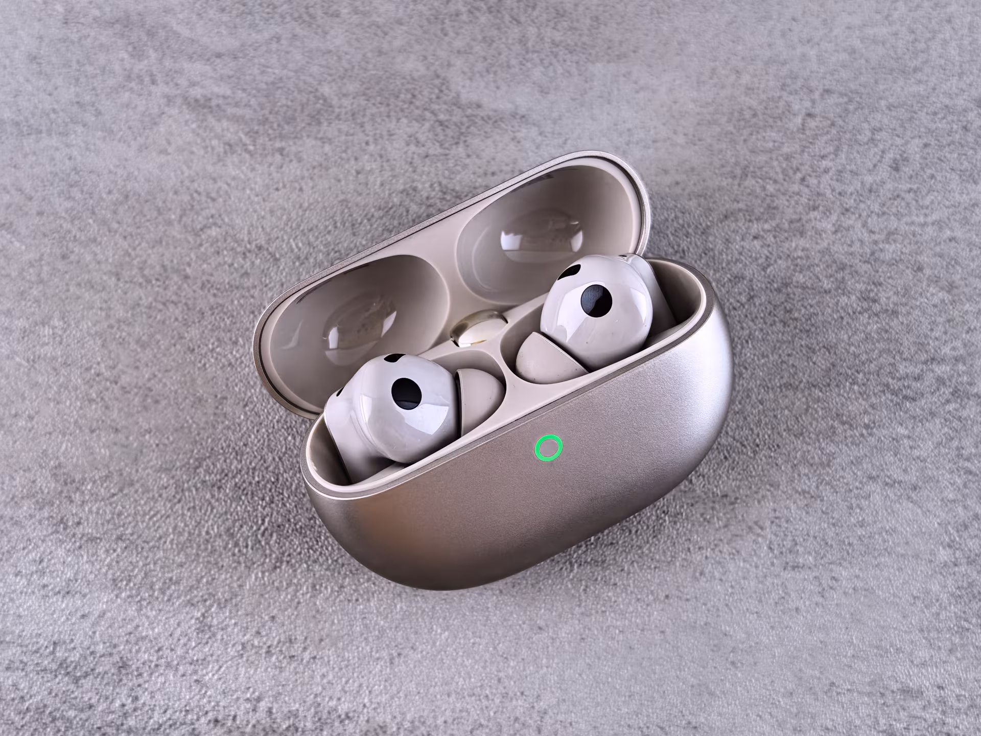 Коллаб с консерваторией, управление головой и дорогой дизайн — три кита, на которых держатся беспроводные наушники HUAWEI FreeBuds Pro 5