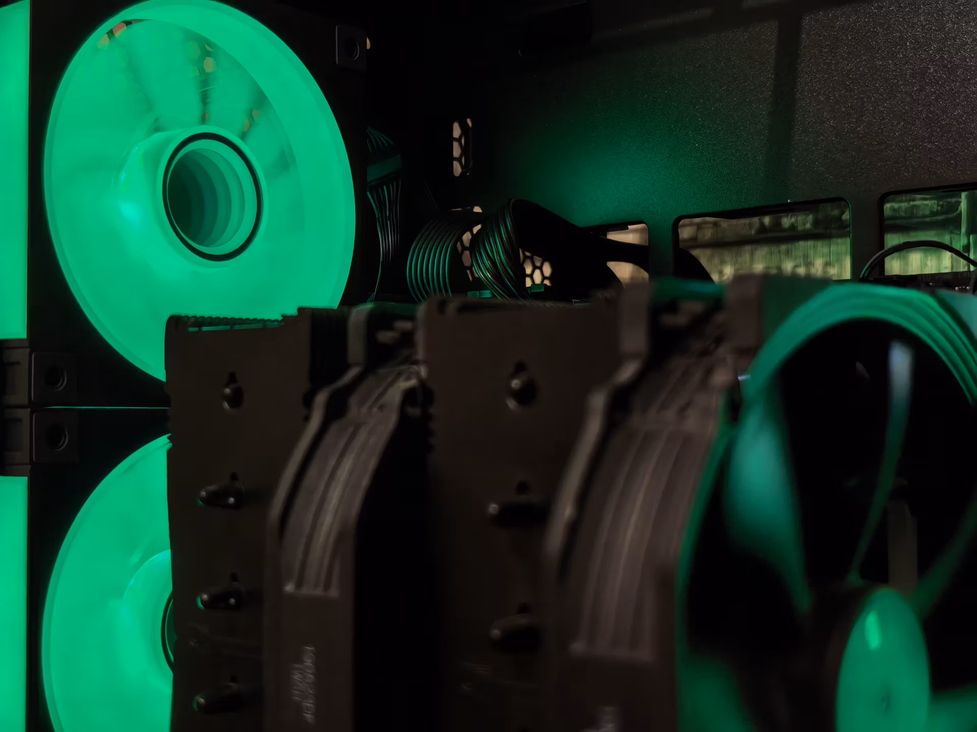 Обзор корпуса DeepCool CG590U 5F