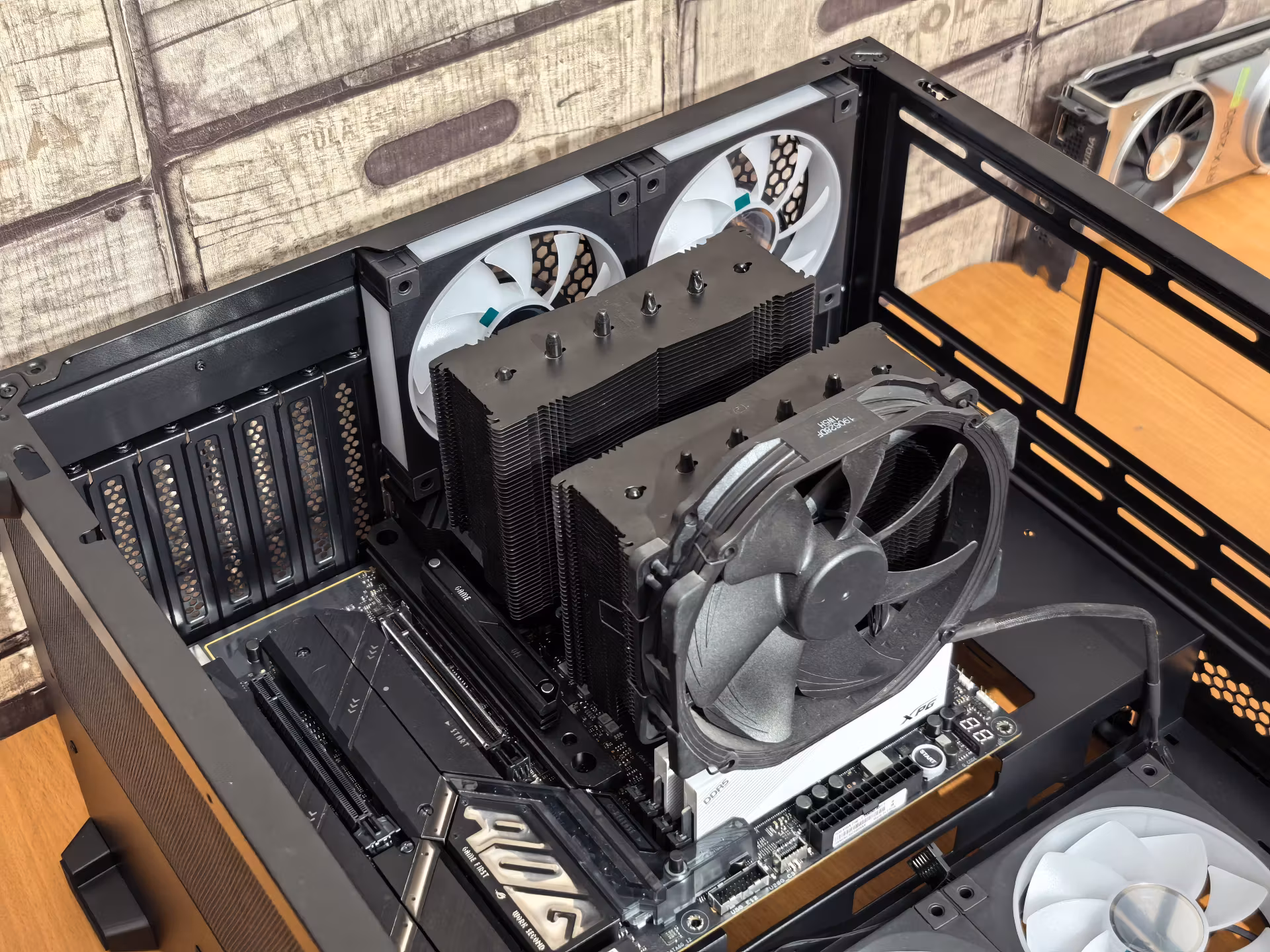 Обзор корпуса DeepCool CG590U 5F