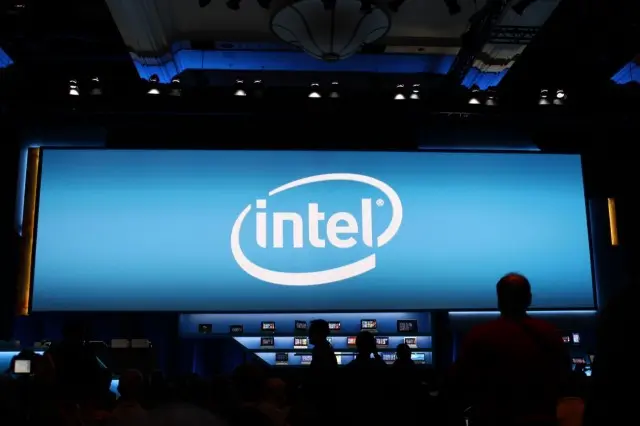 Intel расширяет рынок мобильных устройств