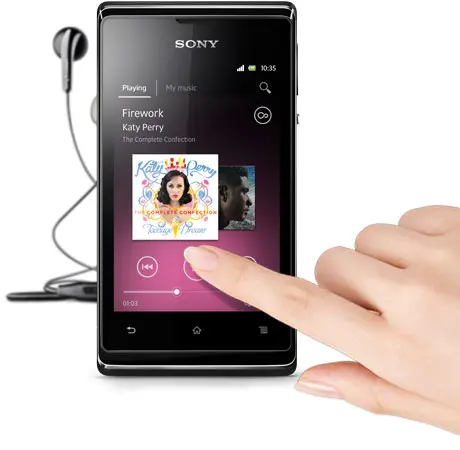 Самый бюджетный смартфон линейки Sony Xperia поступил в продажу в России