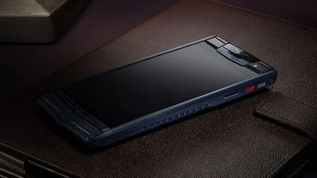 Vertu Signature Touch
